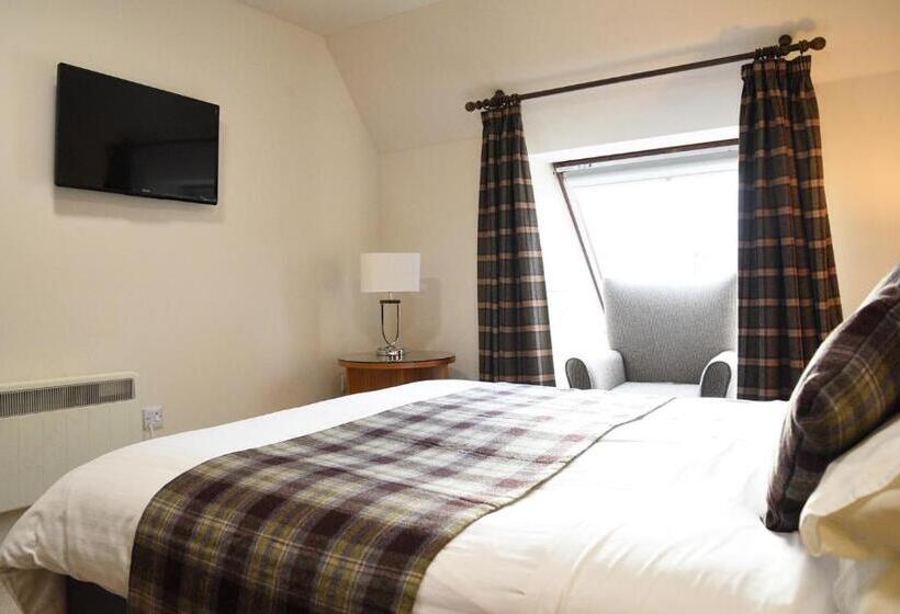 디럭스 룸, The Royal