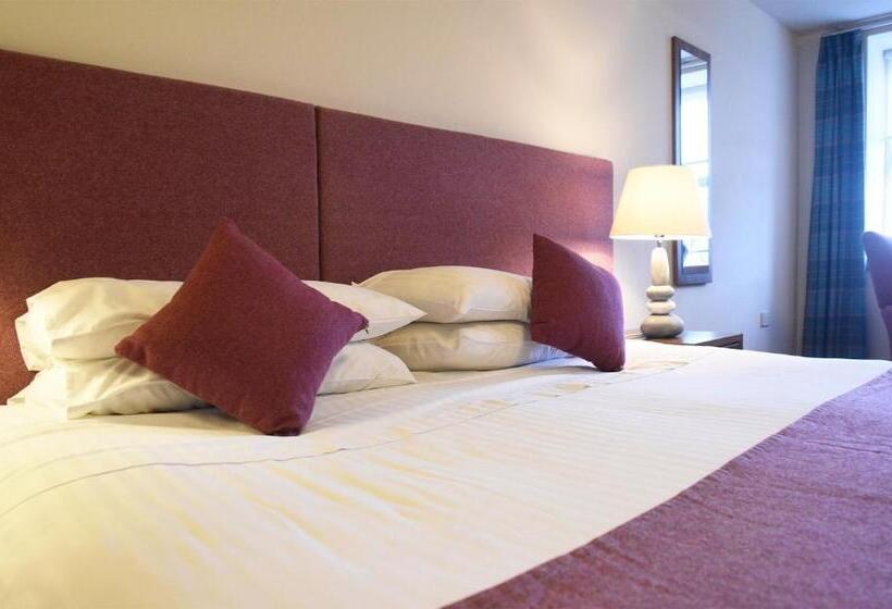 디럭스 룸, The Royal