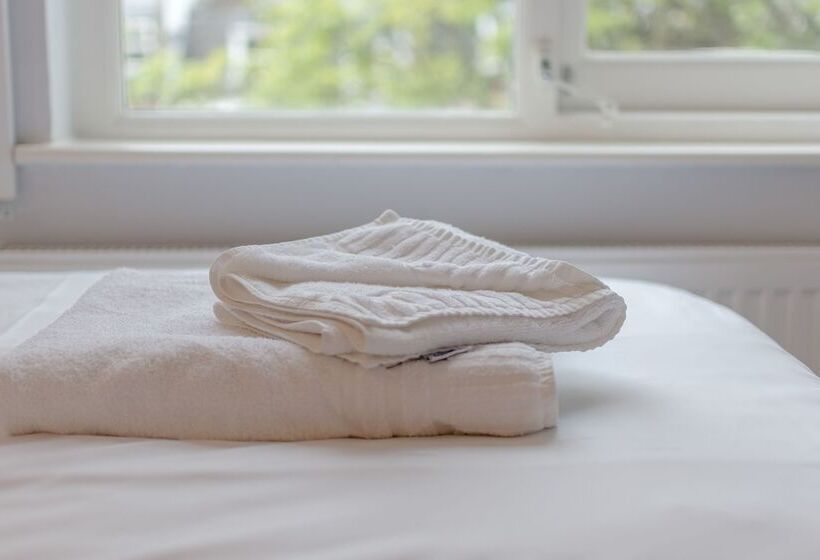 家庭间, Victoria Inn London