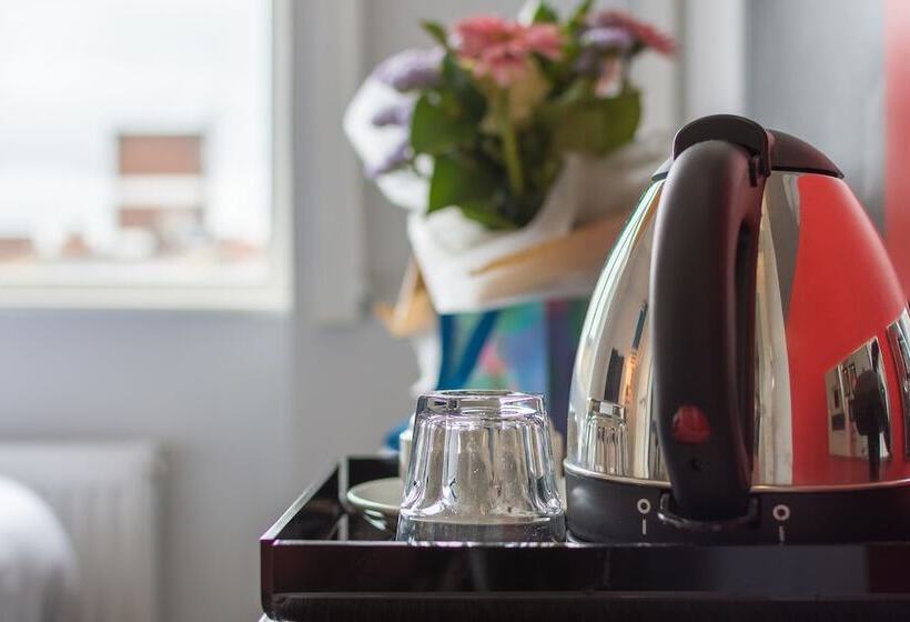 家庭间, Victoria Inn London