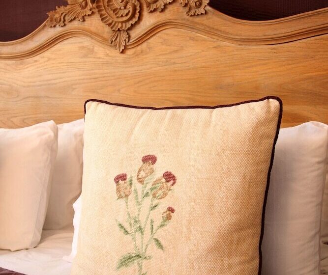 高级大房间, West Highland