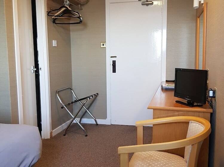 标准单人间, West Highland