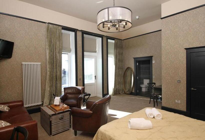 带大床的套房, West Highland