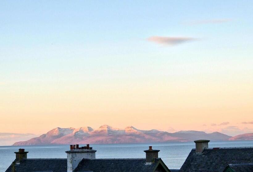 标准工作室带阳台, West Highland
