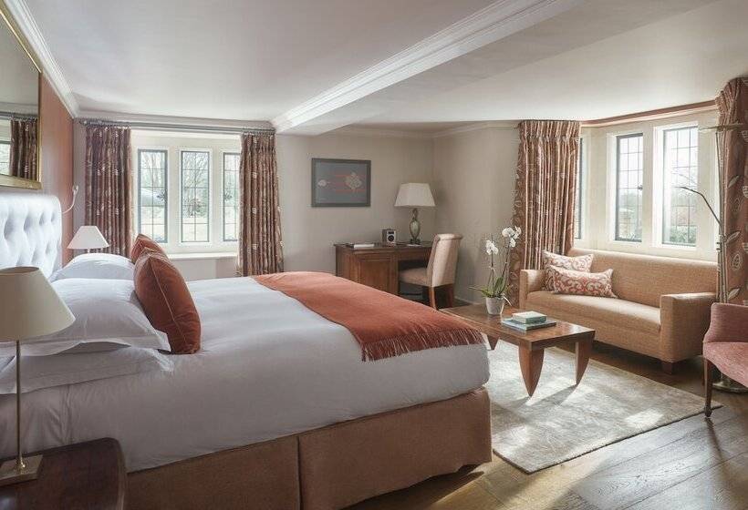 סוויטת ג'וניור, Whatley Manor