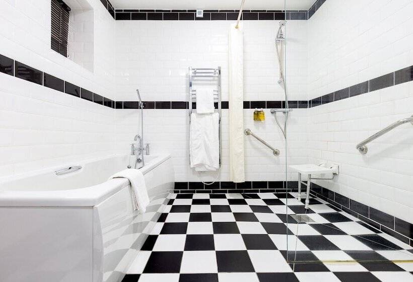 חדר סטנדרט, Woodland Manor