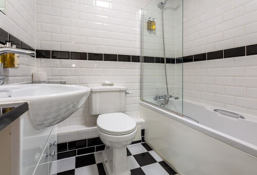 חדר סטנדרט, Woodland Manor