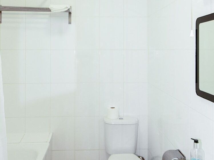 스탠다드 룸, Wynford