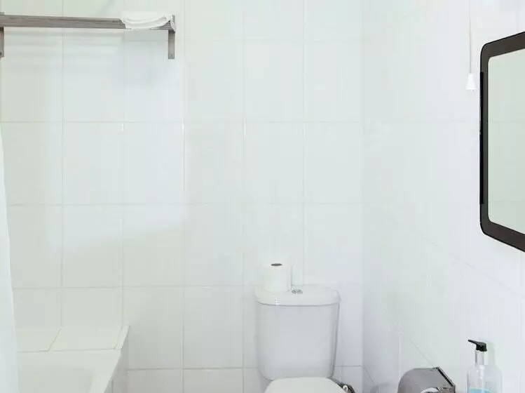 اتاق استاندارد, Wynford