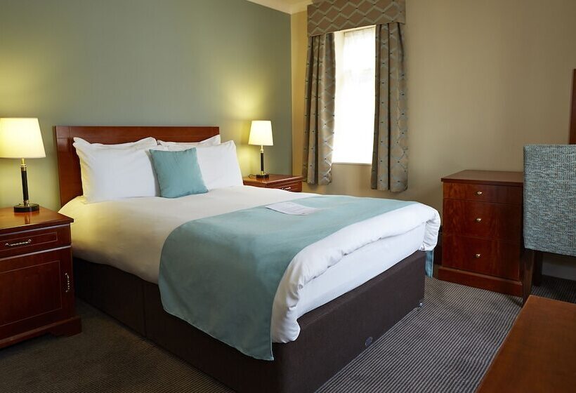 Номер Стандарт, Red Lion Hotel By Greene King Inns