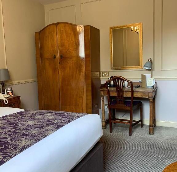 Номер Стандарт, Saracens Head Hotel By Greene King Inns