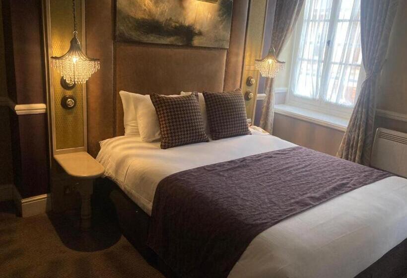 Номер Стандарт, Saracens Head Hotel By Greene King Inns