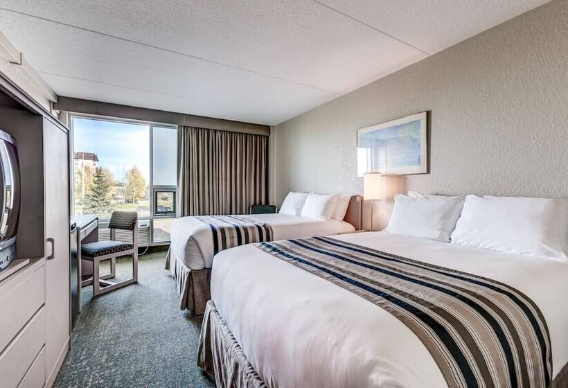 带2个双人床的标准工作室, Heritage Inn Hotel & Convention Centre   Saskatoon