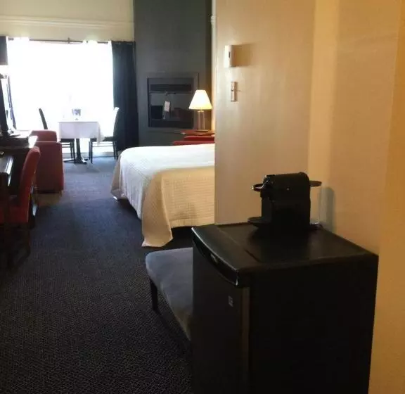 キングサイズベッドのスイートルーム, Auberge La Camarine
