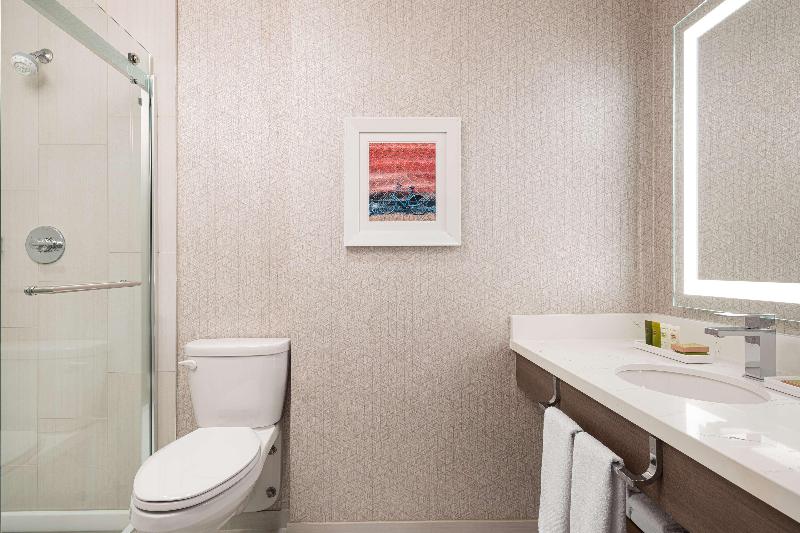 带大床的标准间, Quality Inn