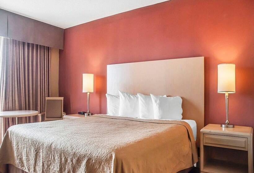 חדר סטנדרט עם מיטת קינג, Quality Hotel Fallsview Cascade