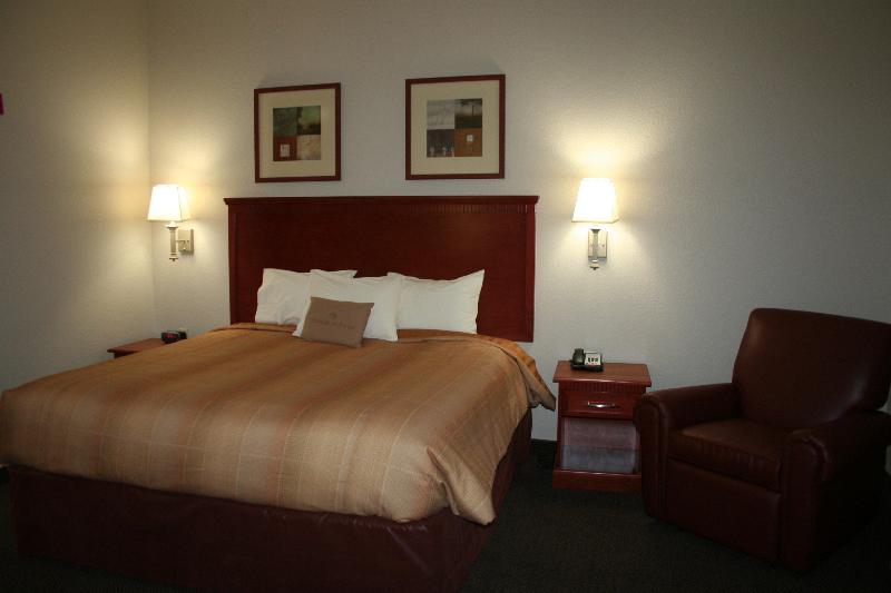 Номер Стандарт, Super 8 By Wyndham Gananoque   Country Squire Resort