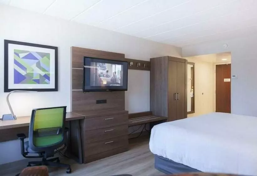 デラックスルーム, Holiday Inn Express Hotel & Suites Charlottetown, An Ihg