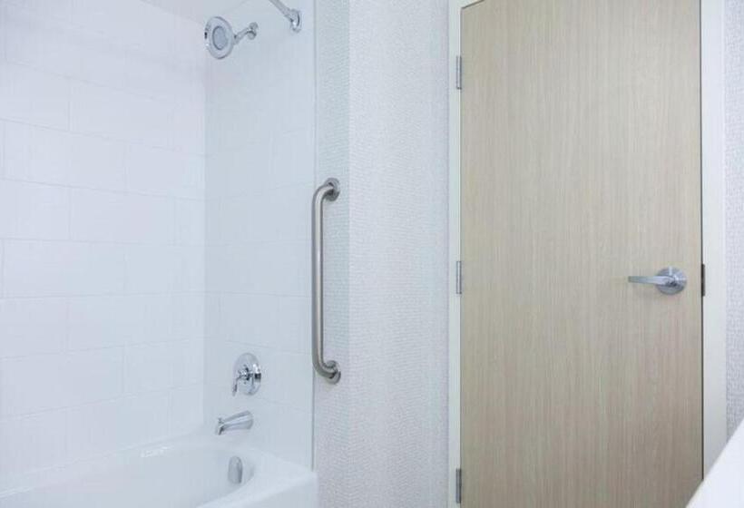 جناح سرير كينج, Holiday Inn Express Hotel & Suites Charlottetown, An Ihg