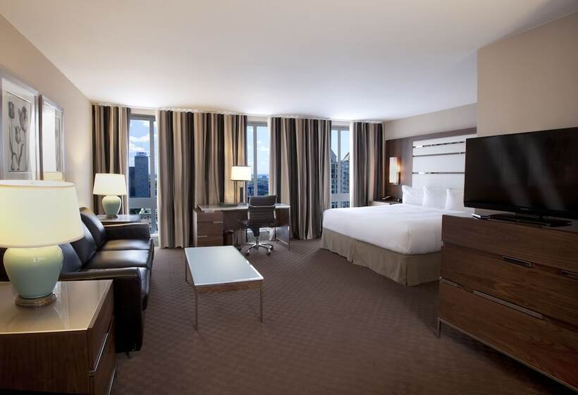 جناح جونيور, Hôtel Le Cantlie Suites