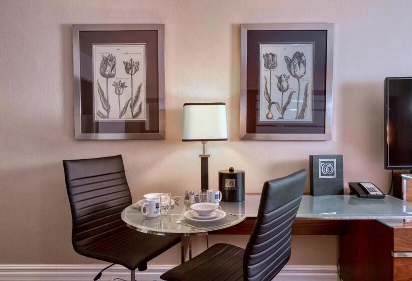 デラックススタジオ, Hôtel Le Cantlie Suites