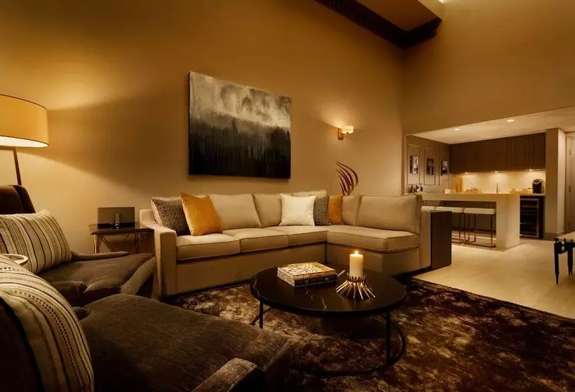 اتاق پنت هاوس, Le Soleil By Executive Hotels