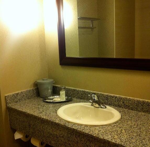 标准工作室, Montecassino Hotel & Suites