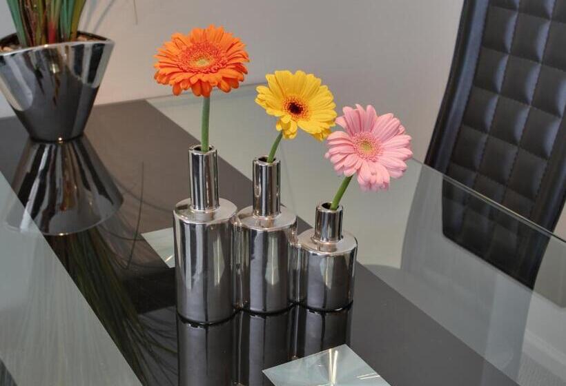 套房, Rosellen Suites At Stanley Park