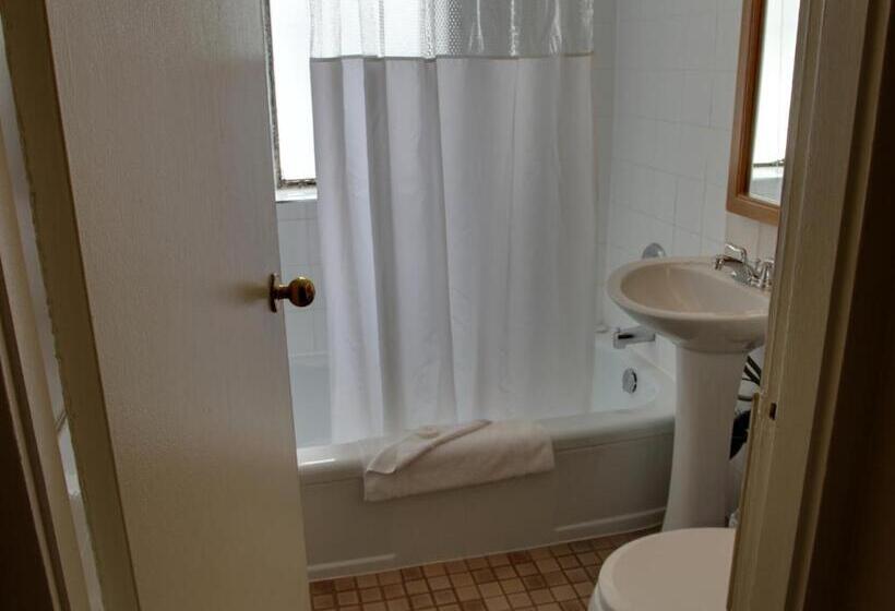 带2个卧室的套房, Rosellen Suites At Stanley Park