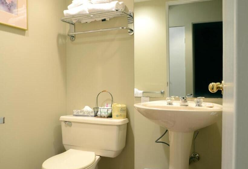 豪华两卧套房, Rosellen Suites At Stanley Park