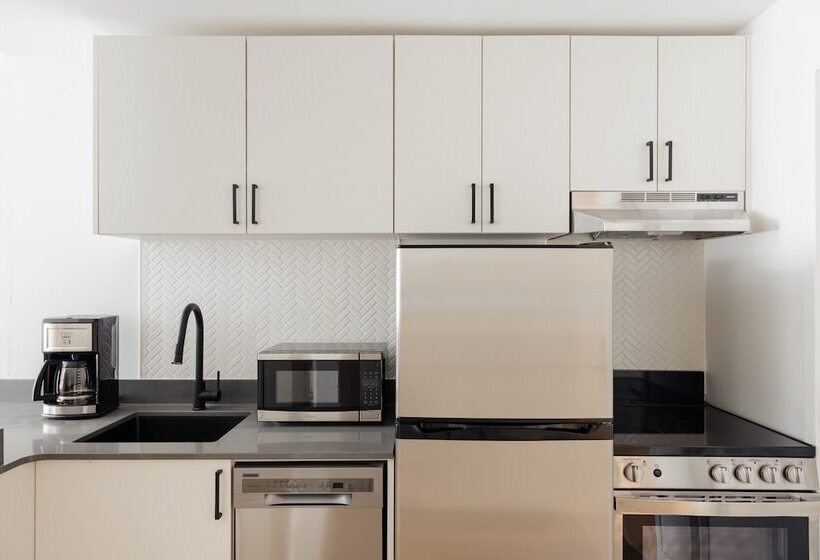 Студия Стандарт, Sonder Rideau