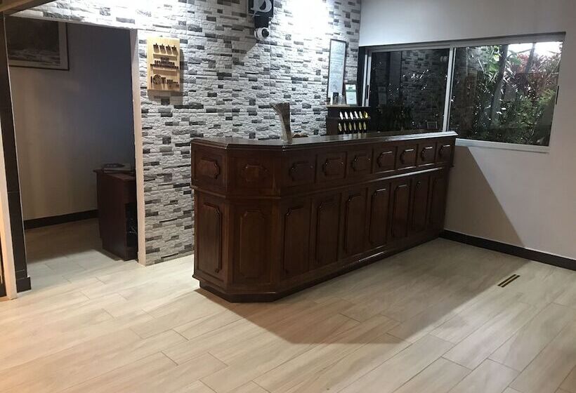 جناح بريميوم, Le Bergerac