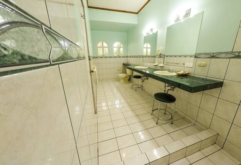 جناح عائلي, Le Bergerac