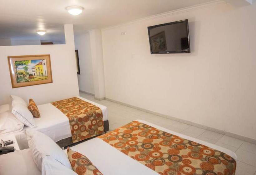 غرفة قياسية, Playa Club