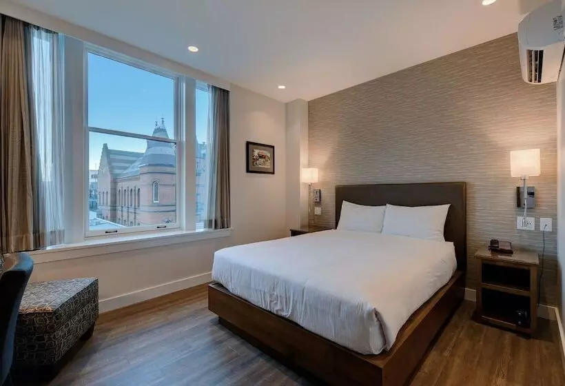 Premium Room City View, Strathcona