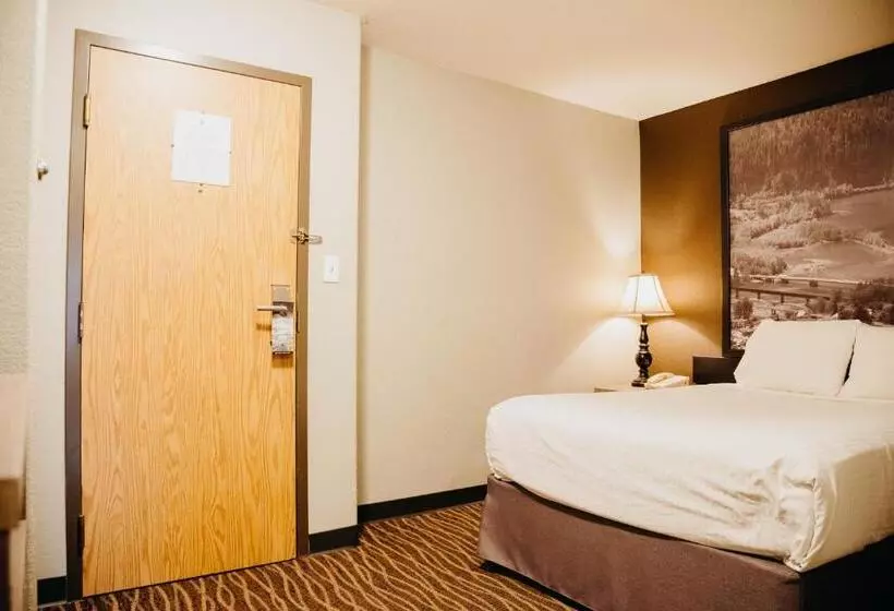 سوییت, Super 8 By Wyndham Revelstoke Bc