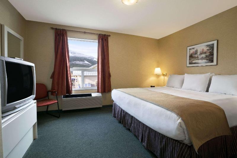 スイート, Super 8 By Wyndham Revelstoke Bc