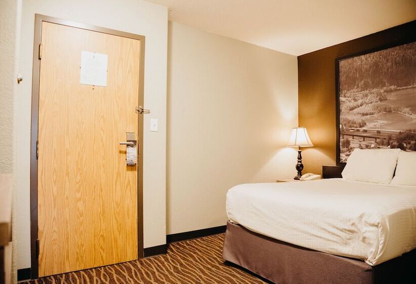 スイート, Super 8 By Wyndham Revelstoke Bc