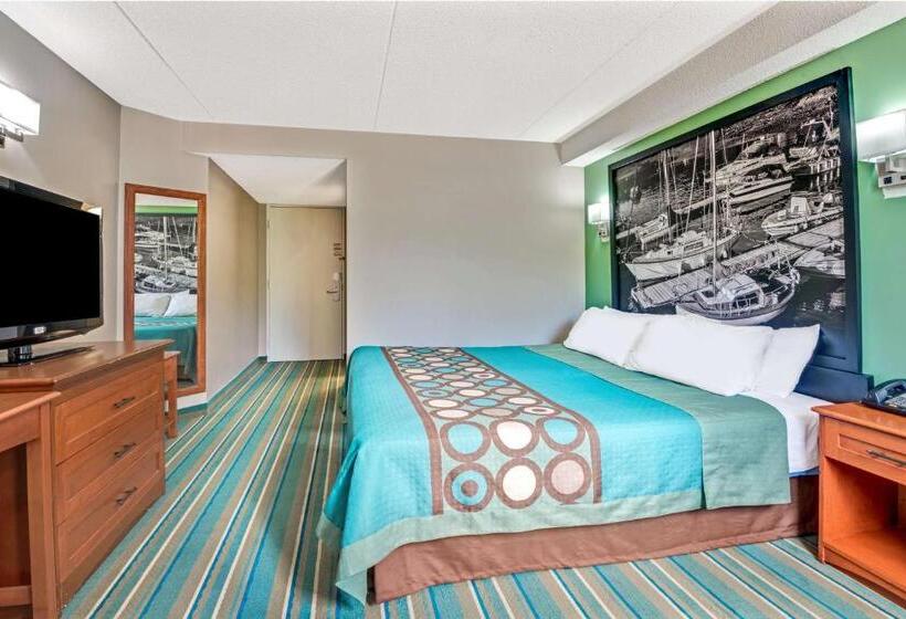 キングサイズベッドのスーペリアルーム, Super 8 By Wyndham Toronto East On