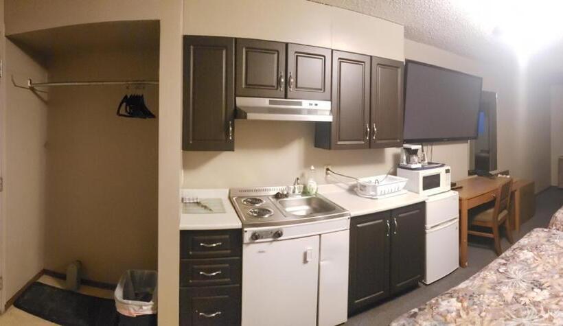 חדר דלוקס, Sunset Motel