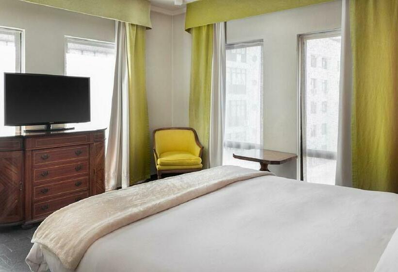 带大床的套房, Fundador