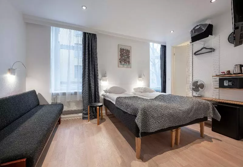 اتاق استاندارد سه نفره, Go Hotel Ansgar