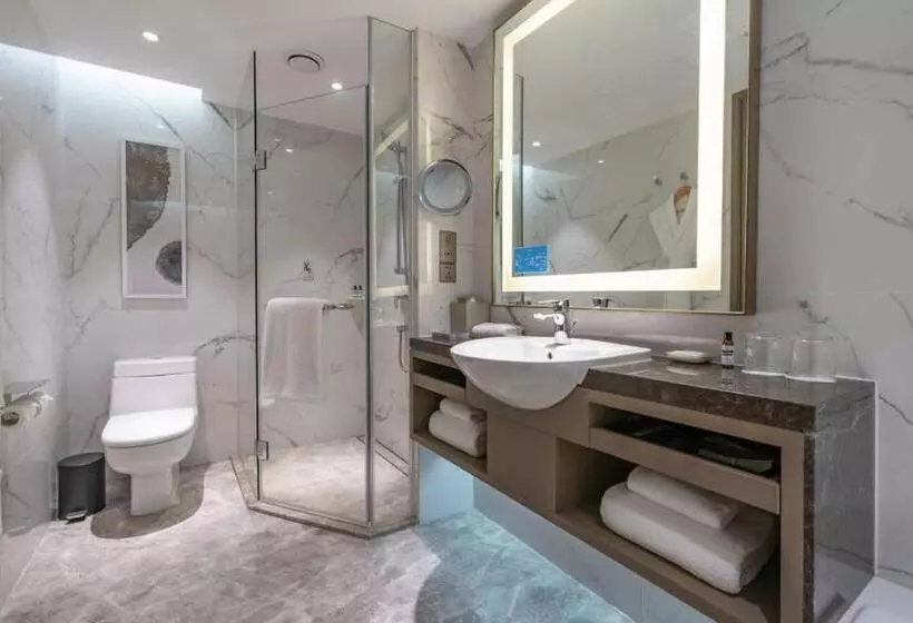 Quarto standard, Hyatt Regency Metropolitan Chongqing