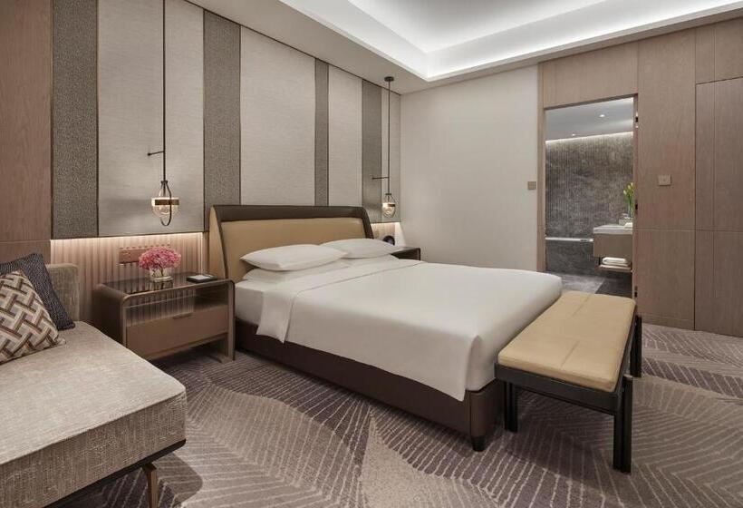 Люкс Повышенной Комфортности, Hyatt Regency Metropolitan Chongqing