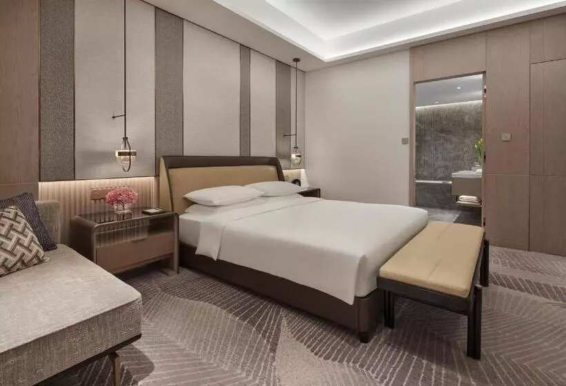 Suite Deluxe, Hyatt Regency Metropolitan Chongqing