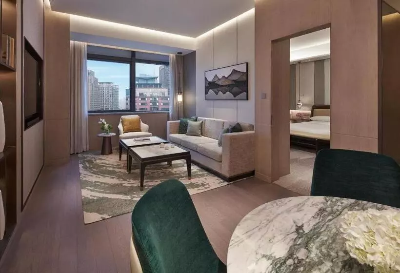 Suite Deluxe, Hyatt Regency Metropolitan Chongqing