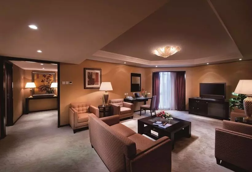 سوییت لوکس, Sunworld Dynasty Hotel Beijing Wangfujing