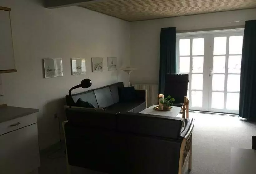Talo 2 Makuuhuonetta, Løkken Badehotel Apartments