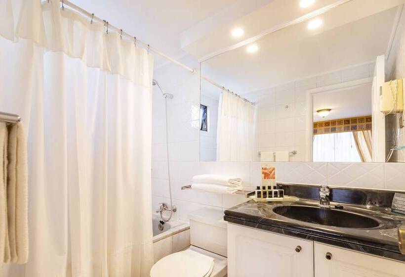 带2个卧室的高级公寓, Park Plaza Apartments