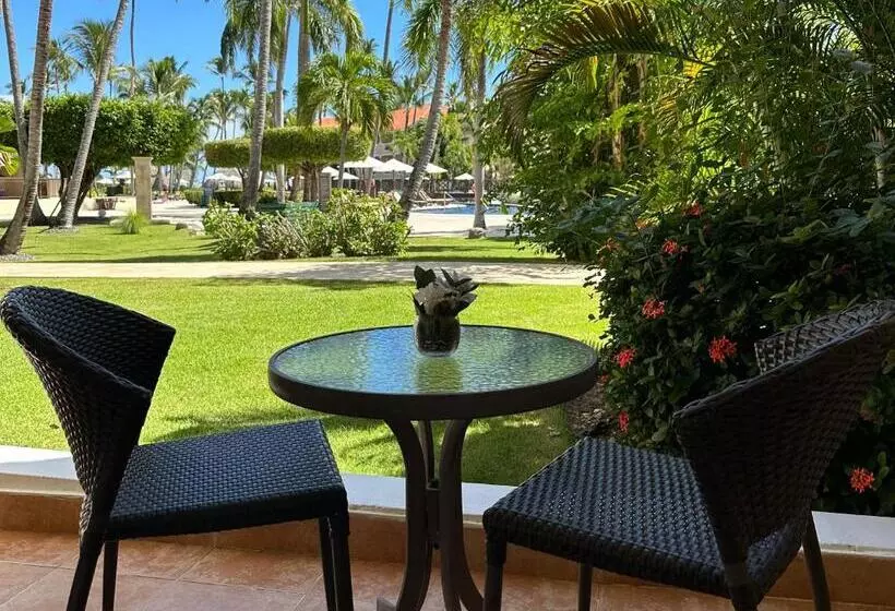 اتاق لوکس با چشم‌انداز, Jewel Palm Beach